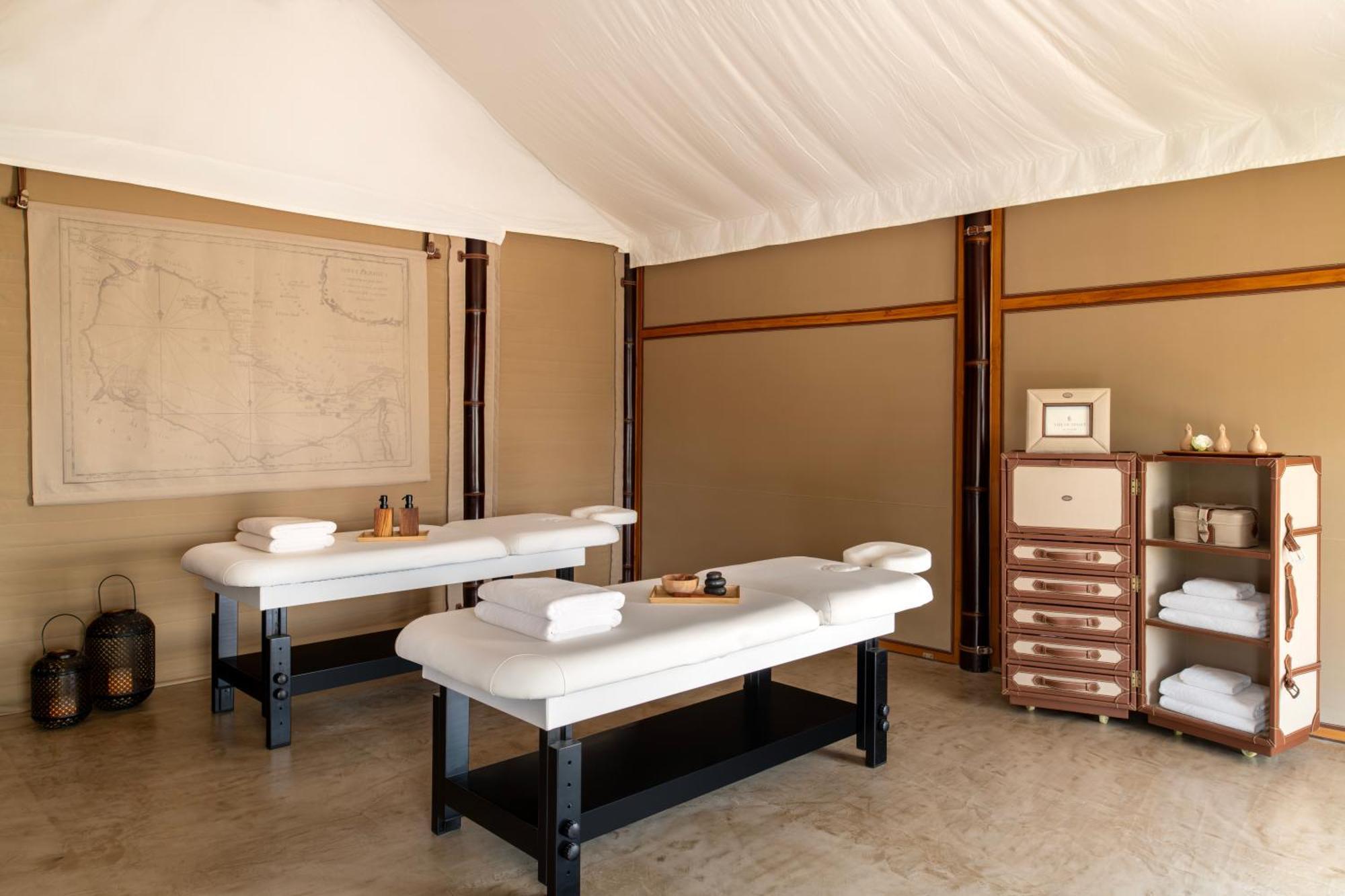 Hotel The Outpost Al Barari Camp Mesaieed Esterno foto